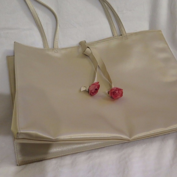 Nordstrom ☆ Satin Shoulder Bag - Picture 2 of 8